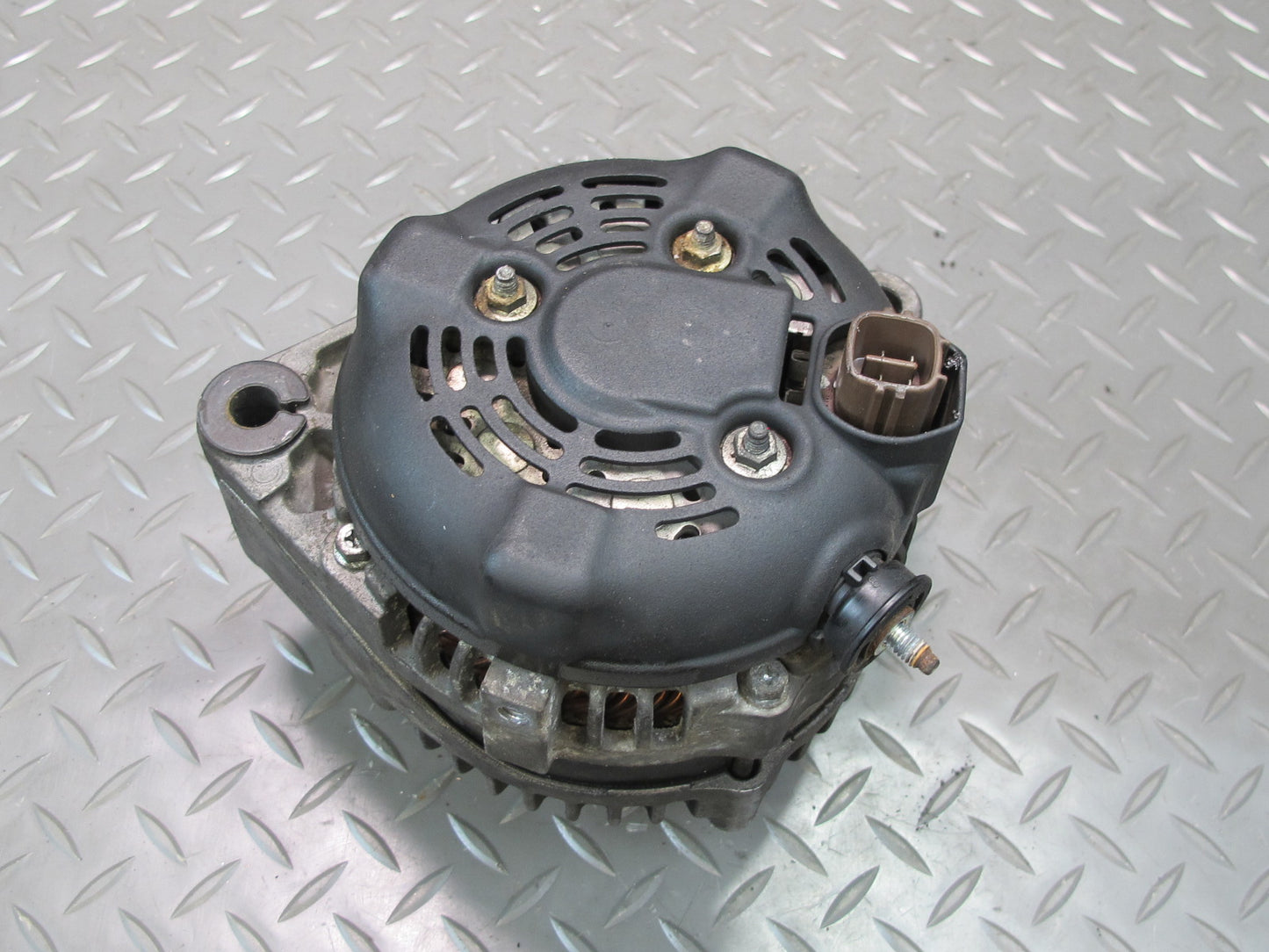 2004-2009 Lexus UZJ120L GX470 4.7L Engine Alternator Generator 27060-50360