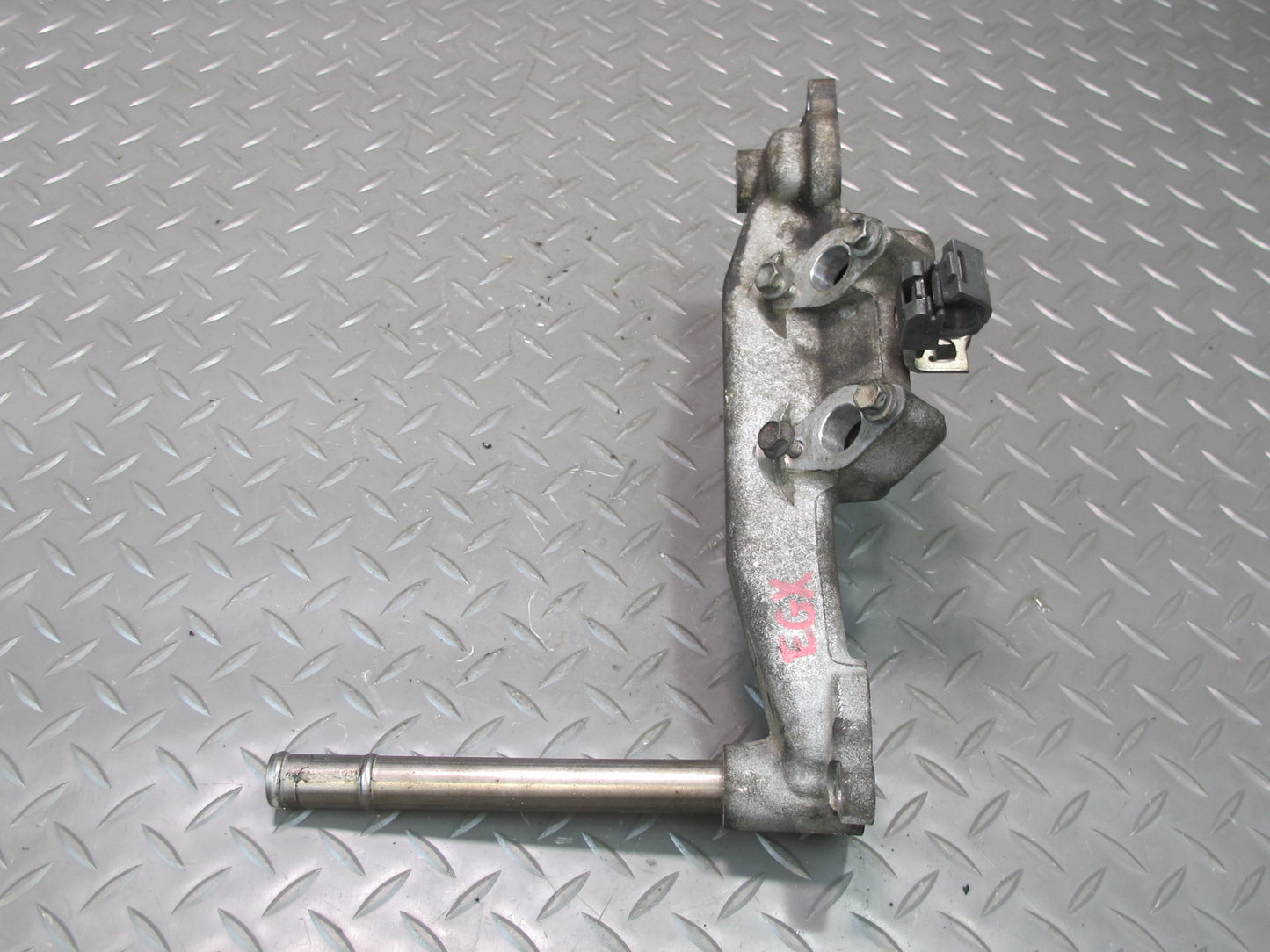 2004-2009 Lexus UZJ120L GX470 4.7L 2UZFE Engine Thermostat Housing W/ Pipe Set