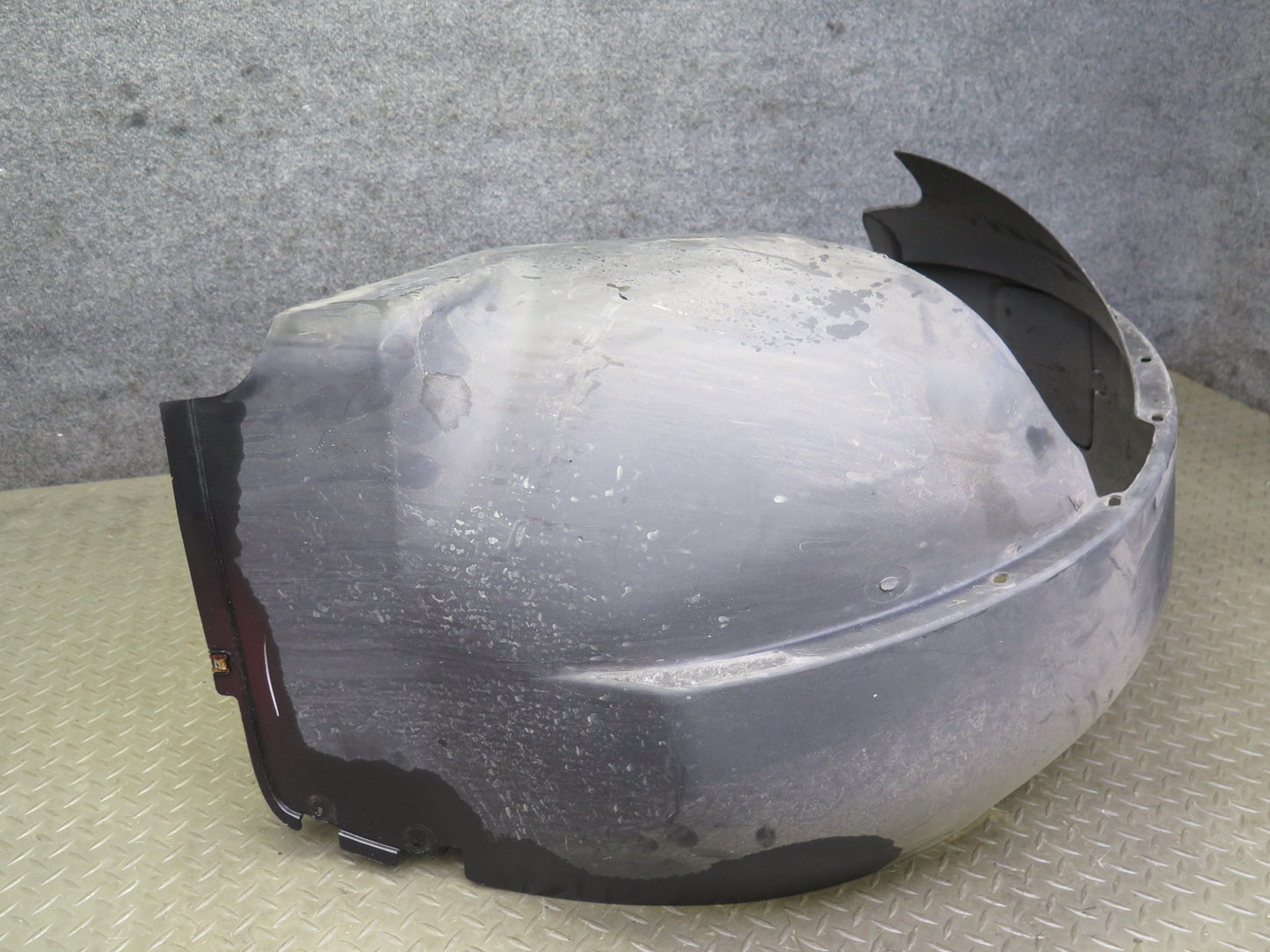 03-06 Chevrolet SSR Front Right Fender Liner Splash Shield 15123900 OEM