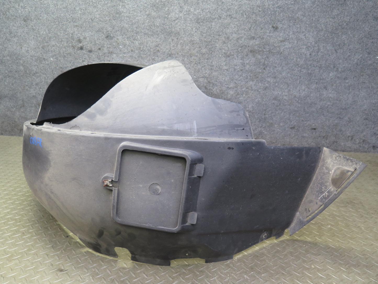 03-06 Chevrolet SSR Front Right Fender Liner Splash Shield 15123900 OEM