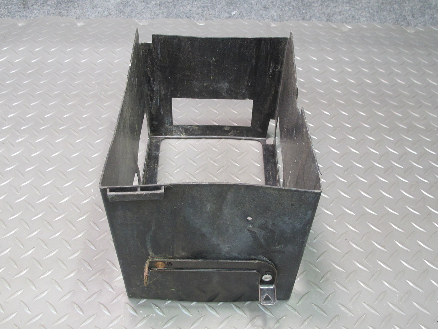 08-14 Lexus USE20L Is-f Battery Cover Tray Support Mount Set 74433-53050 OEM