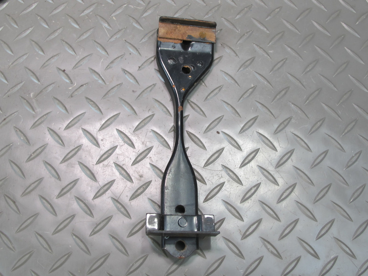 08-14 Lexus USE20L Is-f Battery Cover Tray Support Mount Set 74433-53050 OEM