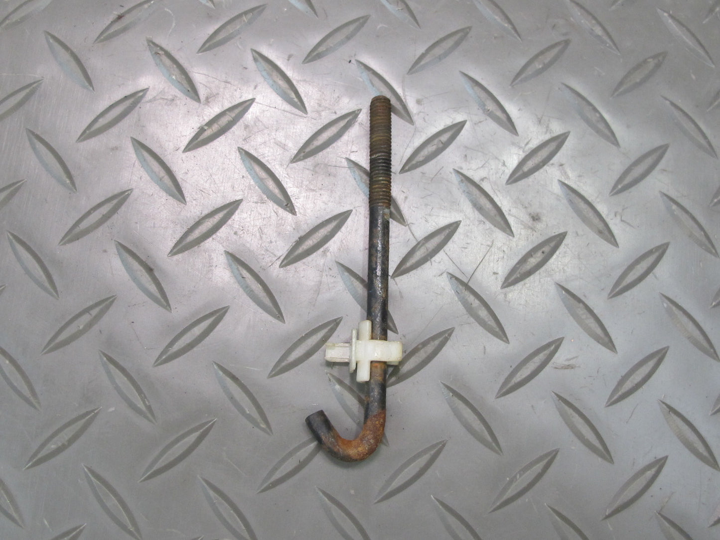 08-14 Lexus USE20L Is-f Battery Cover Tray Support Mount Set 74433-53050 OEM