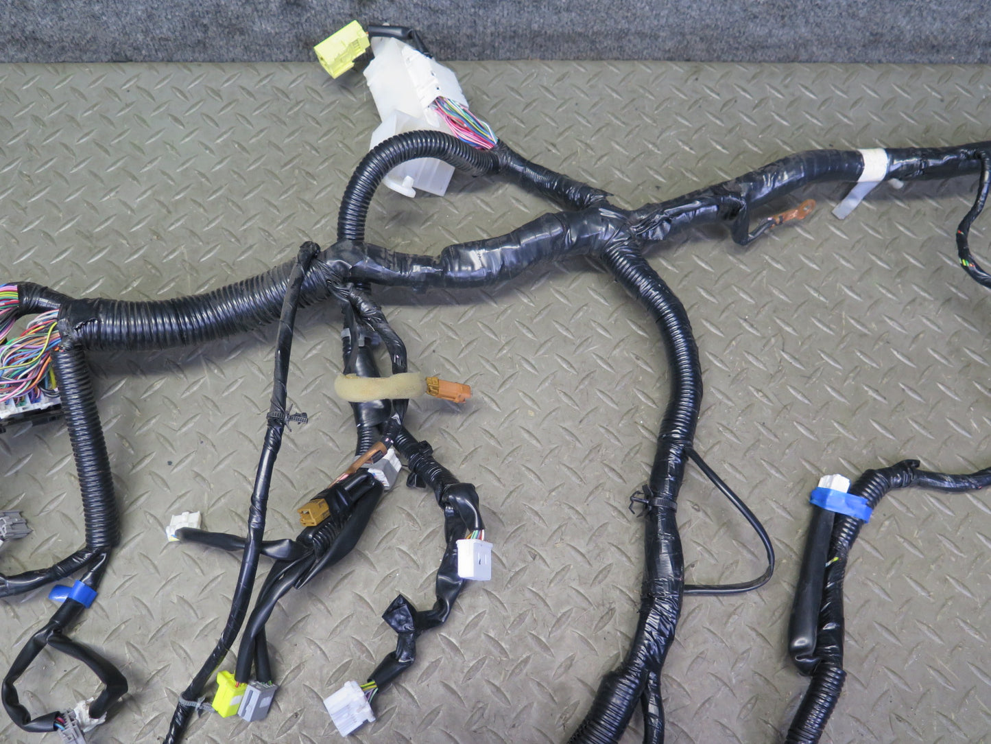 04-05 Nissan Z33 350Z Convertible Room Lamp Wire Wiring Harness 24060-CD060 OEM