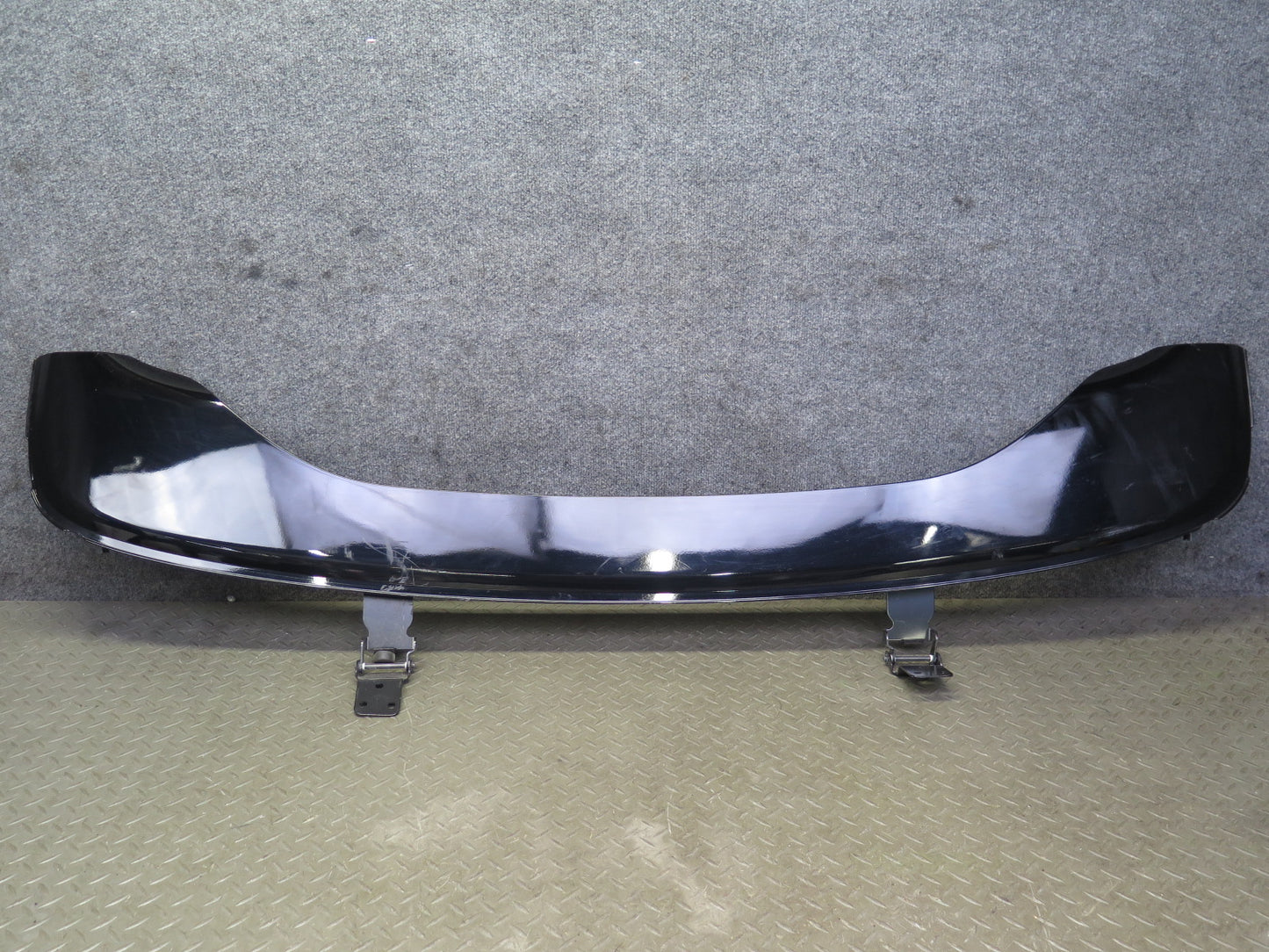 03-06 Chevrolet SSR Rear Lid Extension Panel Black OEM