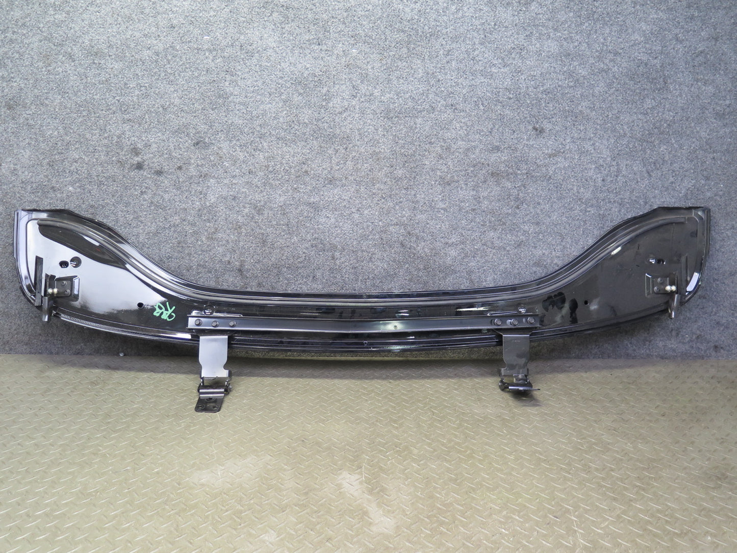 03-06 Chevrolet SSR Rear Lid Extension Panel Black OEM