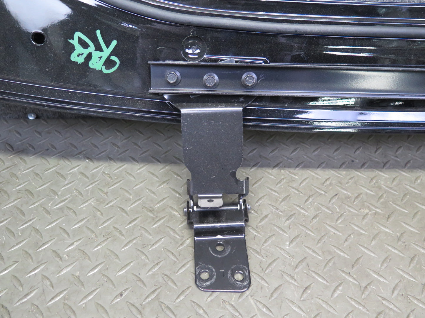 03-06 Chevrolet SSR Rear Lid Extension Panel Black OEM