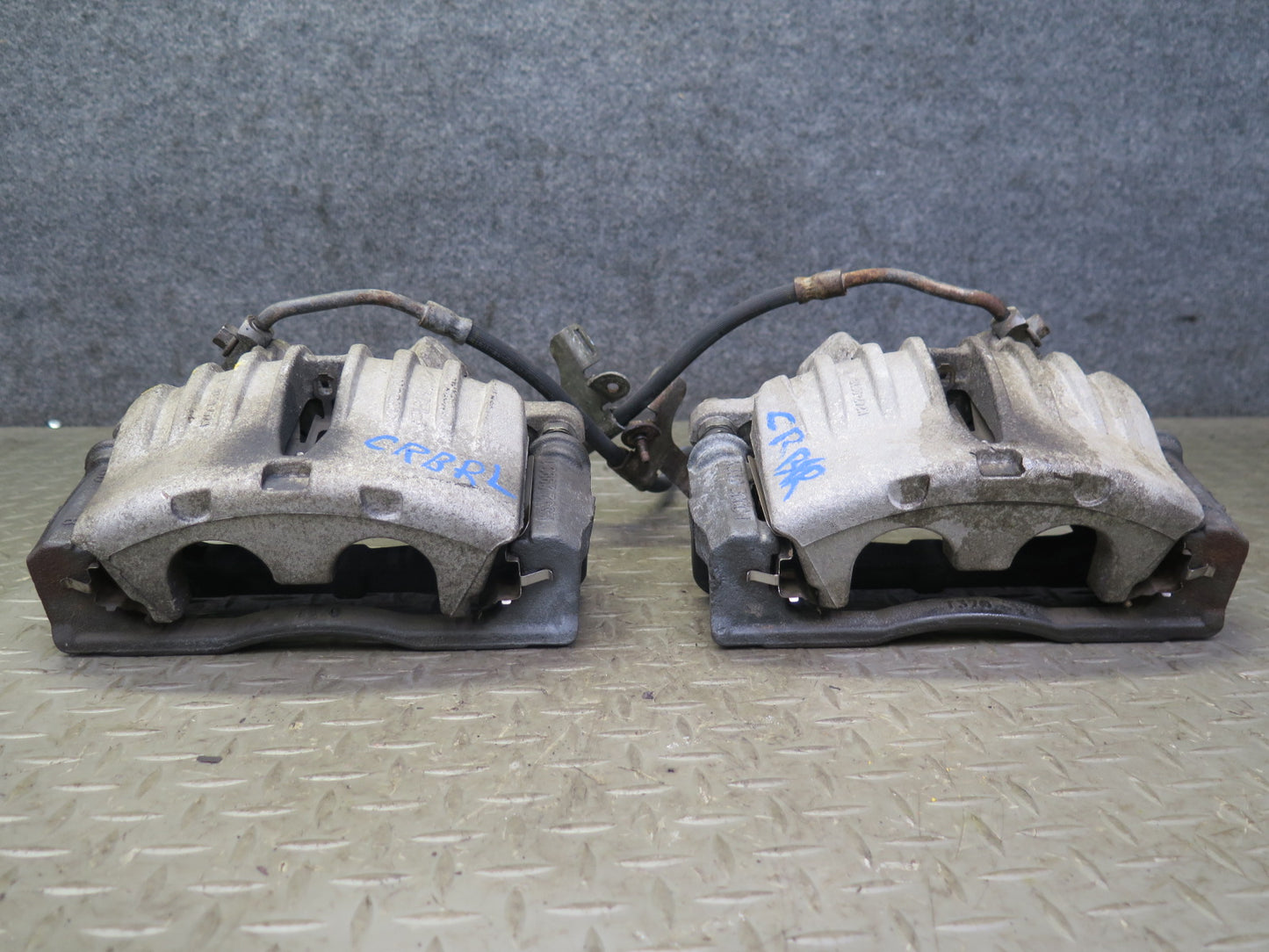 03-06 Chevrolet SSR Set of 2 Front Left & Right Brake Caliper PBR OEM