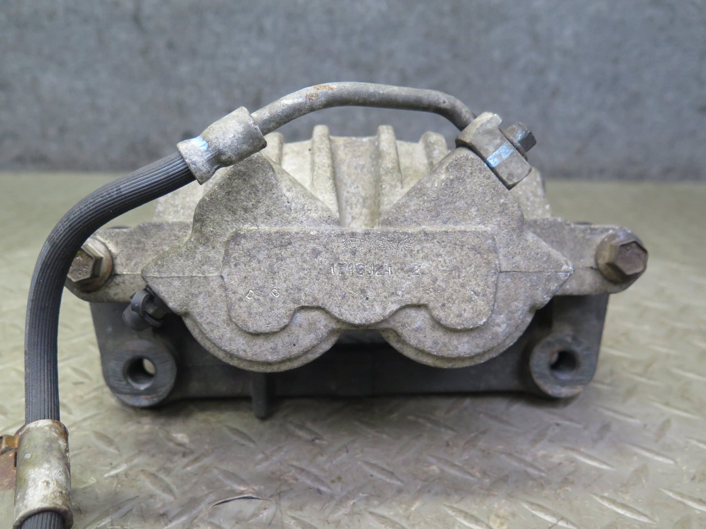 03-06 Chevrolet SSR Set of 2 Front Left & Right Brake Caliper PBR OEM