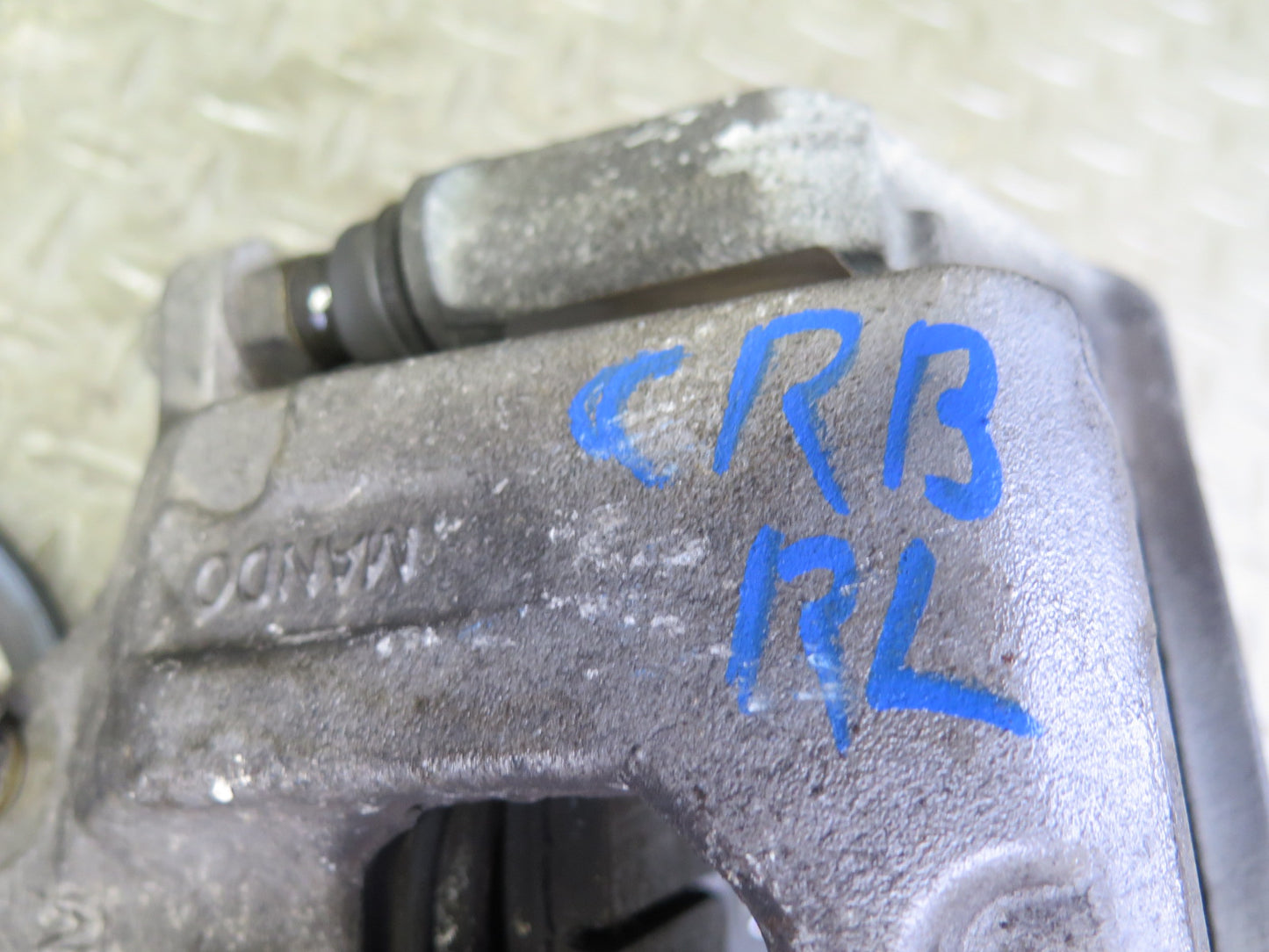 03-06 Chevrolet SSR Set of 2 Rear Left & Right Brake Caliper OEM