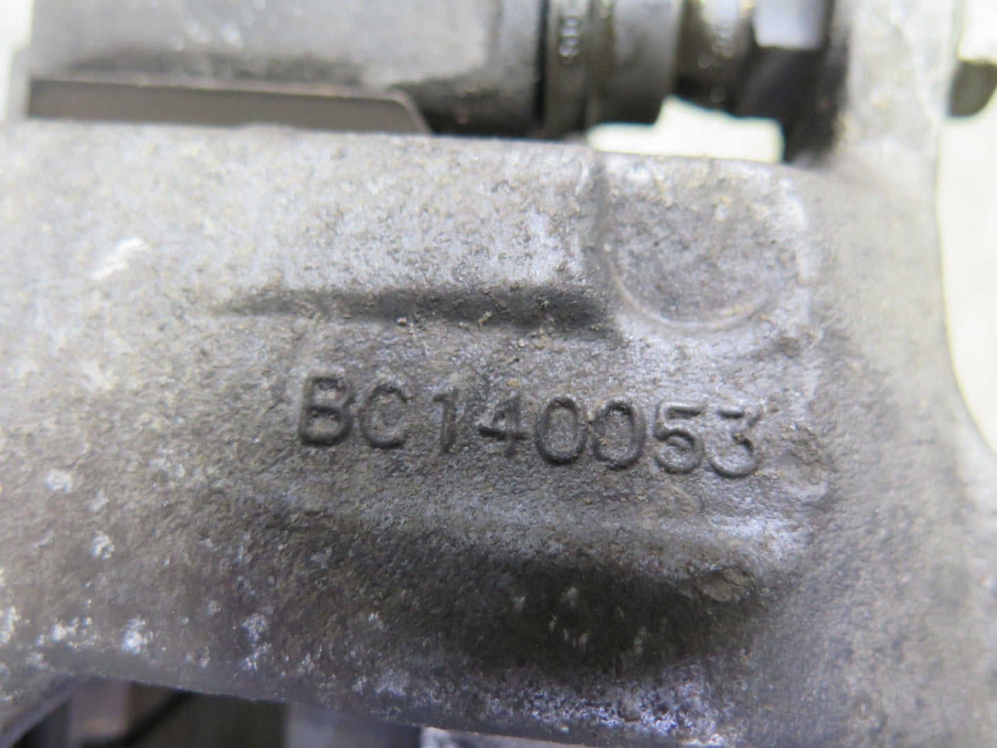 03-06 Chevrolet SSR Set of 2 Rear Left & Right Brake Caliper OEM