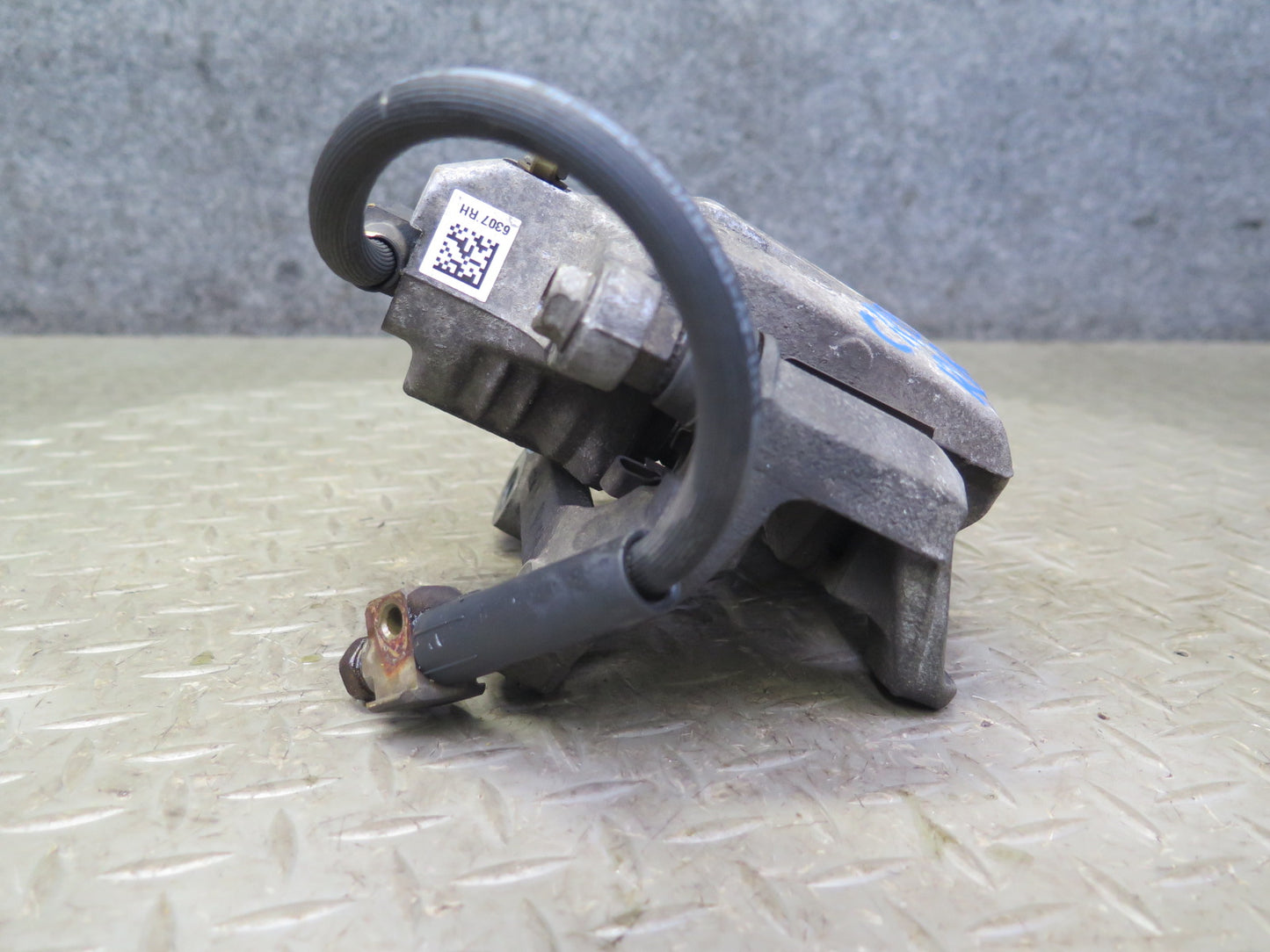 03-06 Chevrolet SSR Set of 2 Rear Left & Right Brake Caliper OEM