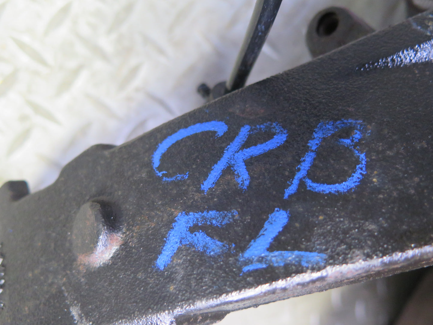 03-06 Chevrolet SSR Front Left Spindle Knuckle Wheel Hub Bearing OEM