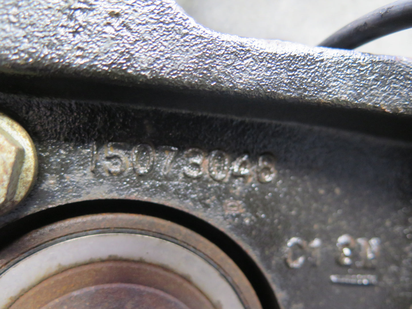 03-06 Chevrolet SSR Front Left Spindle Knuckle Wheel Hub Bearing OEM