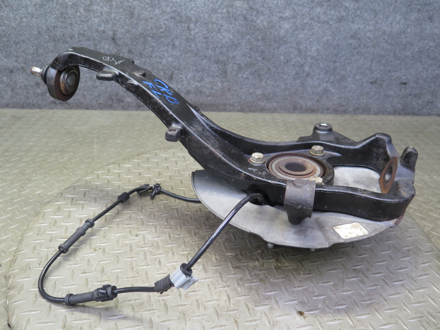 03-06 Chevrolet SSR Front Left Spindle Knuckle Wheel Hub Bearing OEM