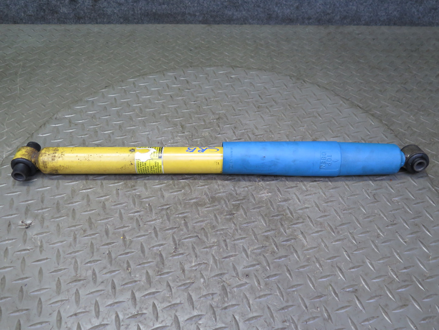 03-06 Chevrolet SSR A/T Set of 2 Rear Left & Right Strut Shock Absorber Bilstein