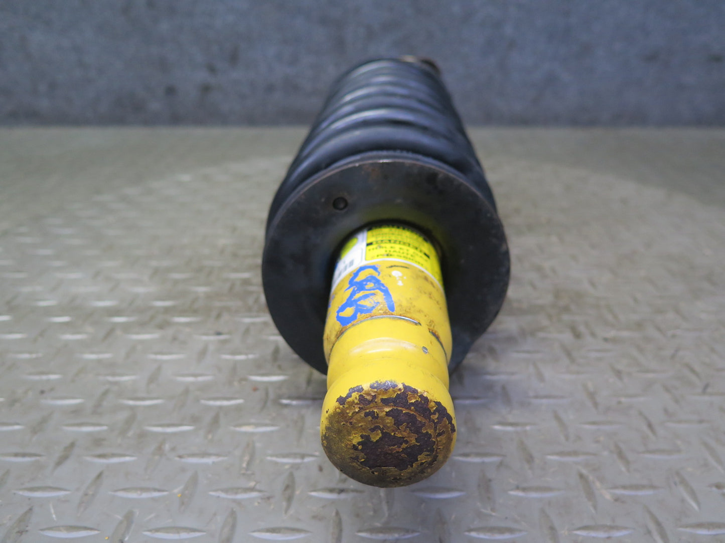 03-06 Chevrolet SSR Front Left & Right Strut Shock Absorber Set Bilstein OEM