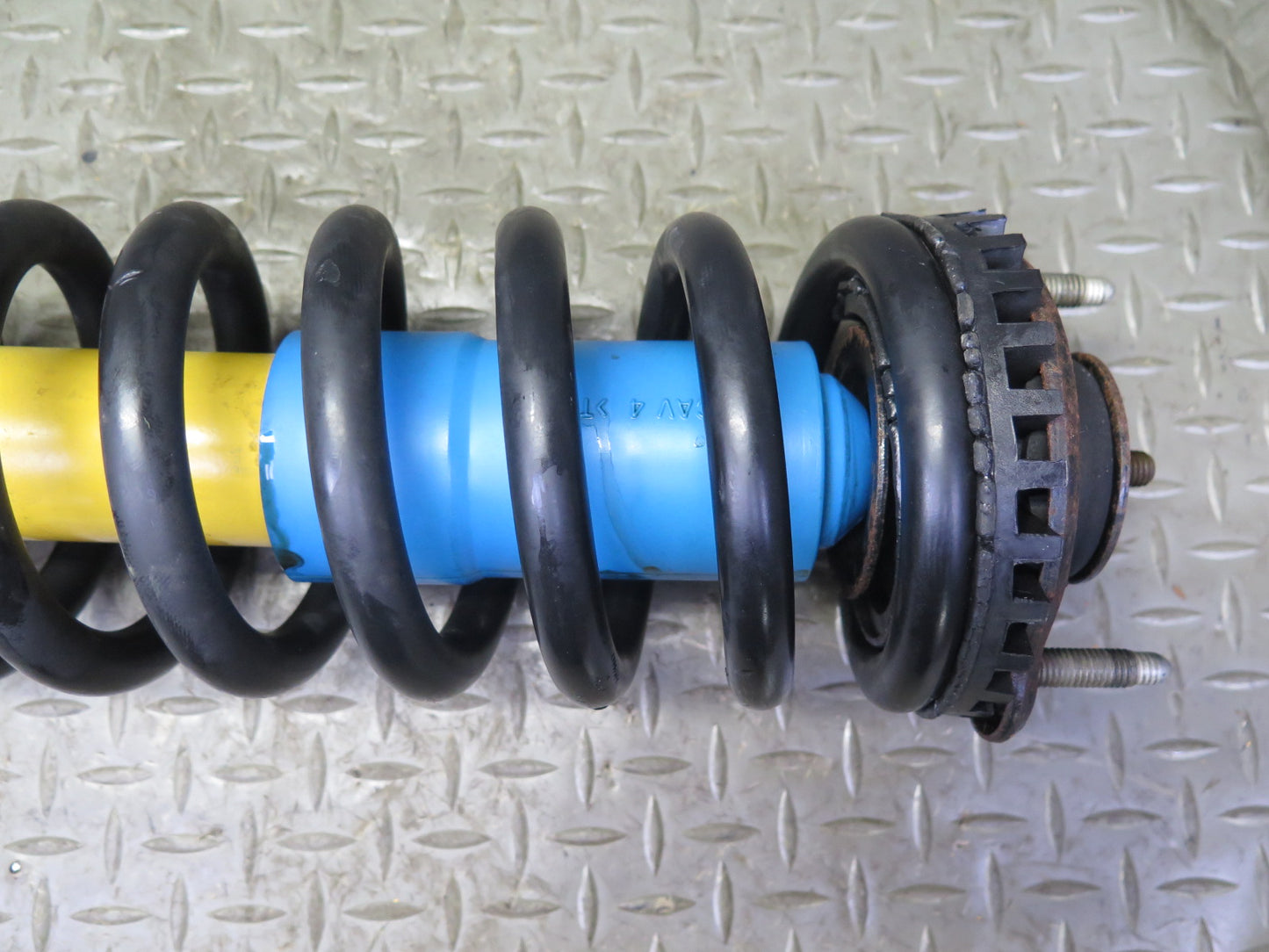 03-06 Chevrolet SSR Front Left & Right Strut Shock Absorber Set Bilstein OEM