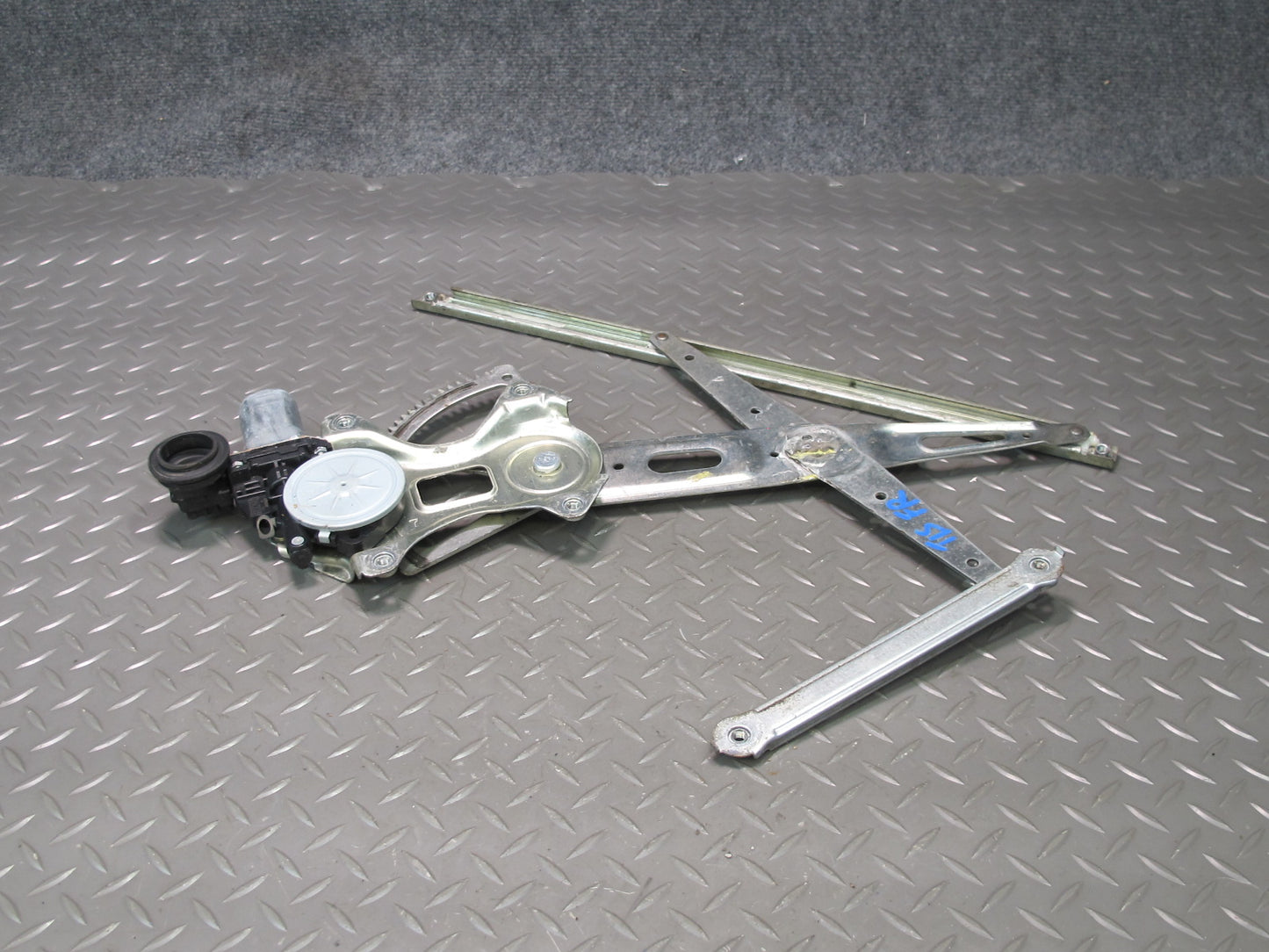 06-08 Lexus IS250 IS350 Is-f Front Right Door Window Regulator w Motor OEM