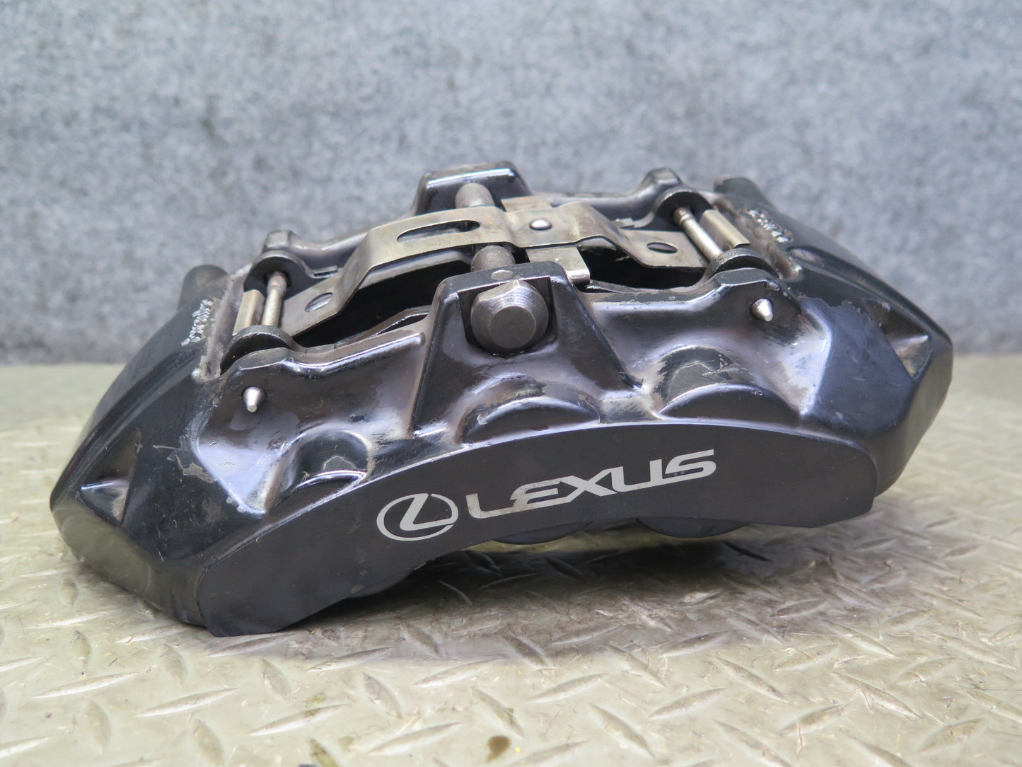08-14 Lexus USE20L Is-f RWD Brembo Front Right Brake Caliper OEM