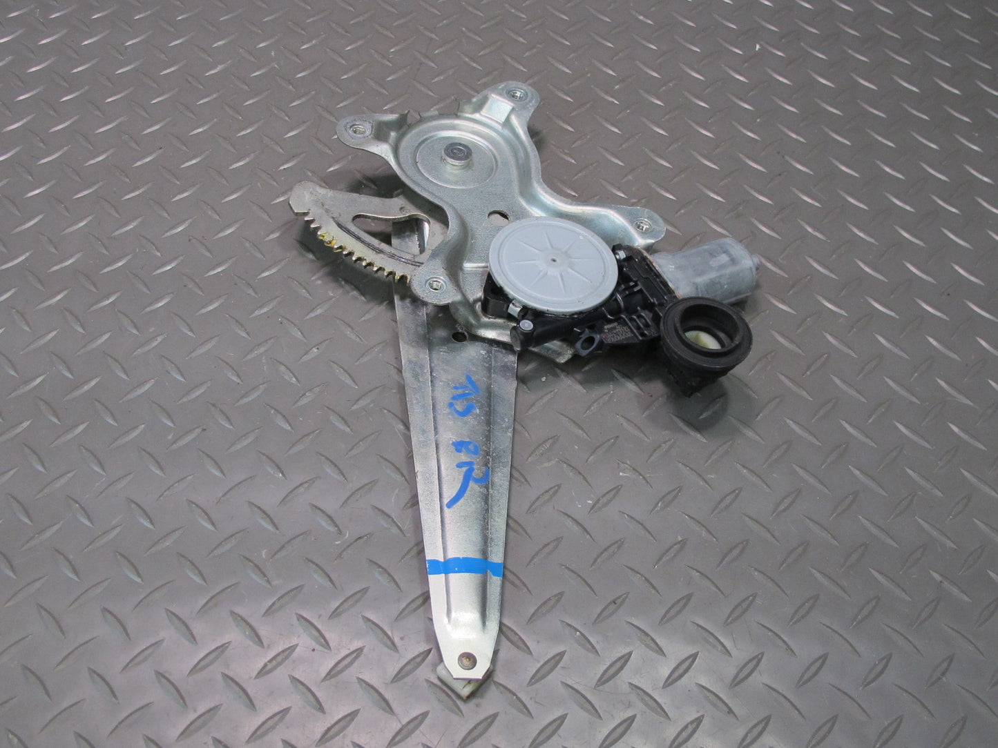 06-08 Lexus IS250 IS350 Is-f Rear Right Door Window Regulator w Motor OEM