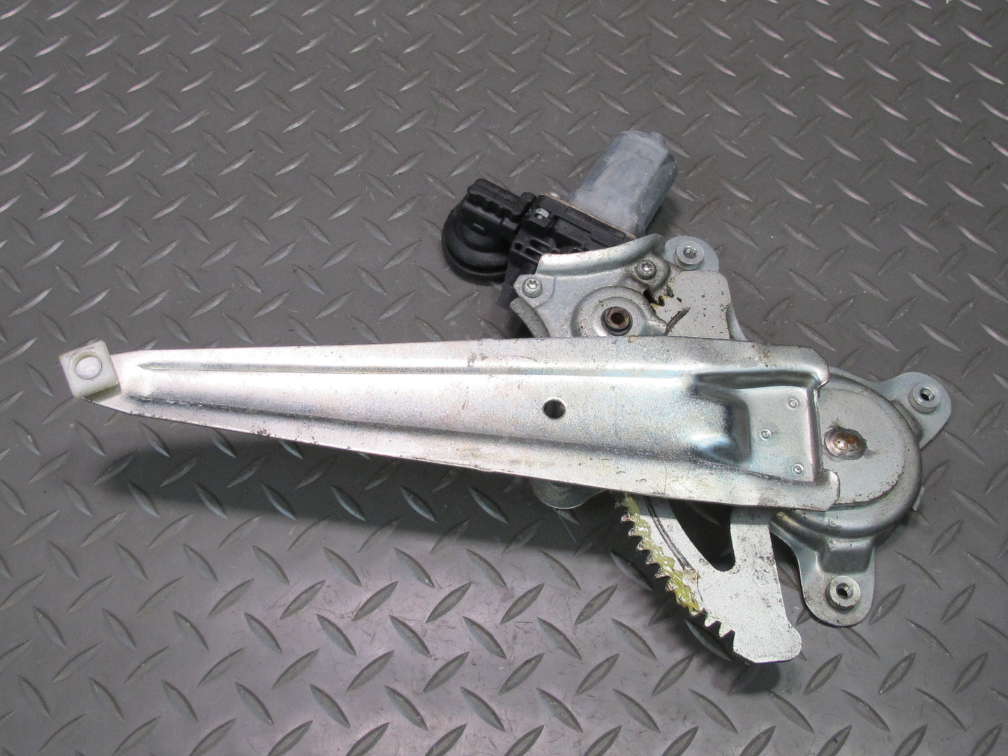 06-08 Lexus IS250 IS350 Is-f Rear Right Door Window Regulator w Motor OEM