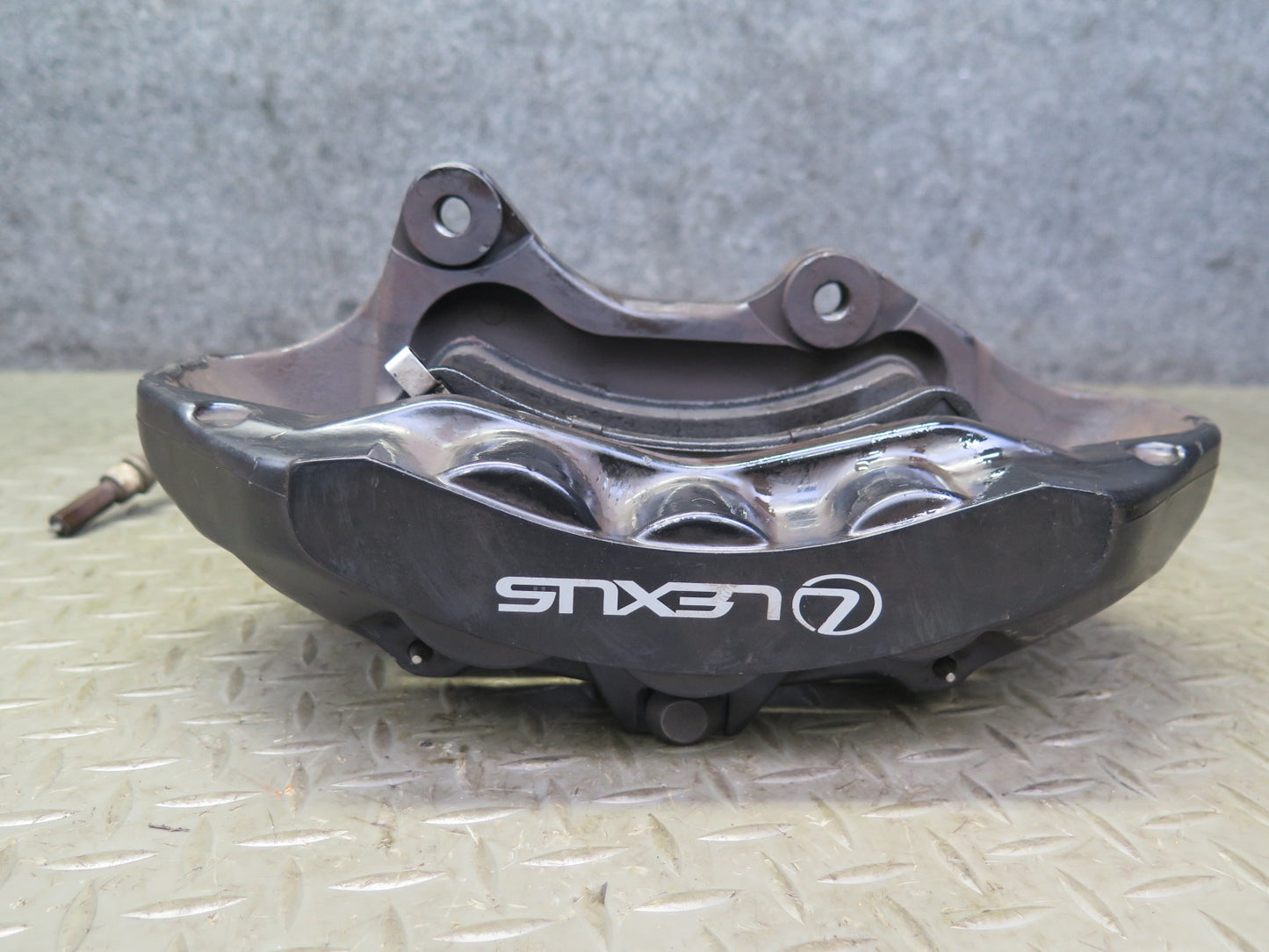 08-14 Lexus USE20L Is-f RWD Brembo Front Right Brake Caliper OEM