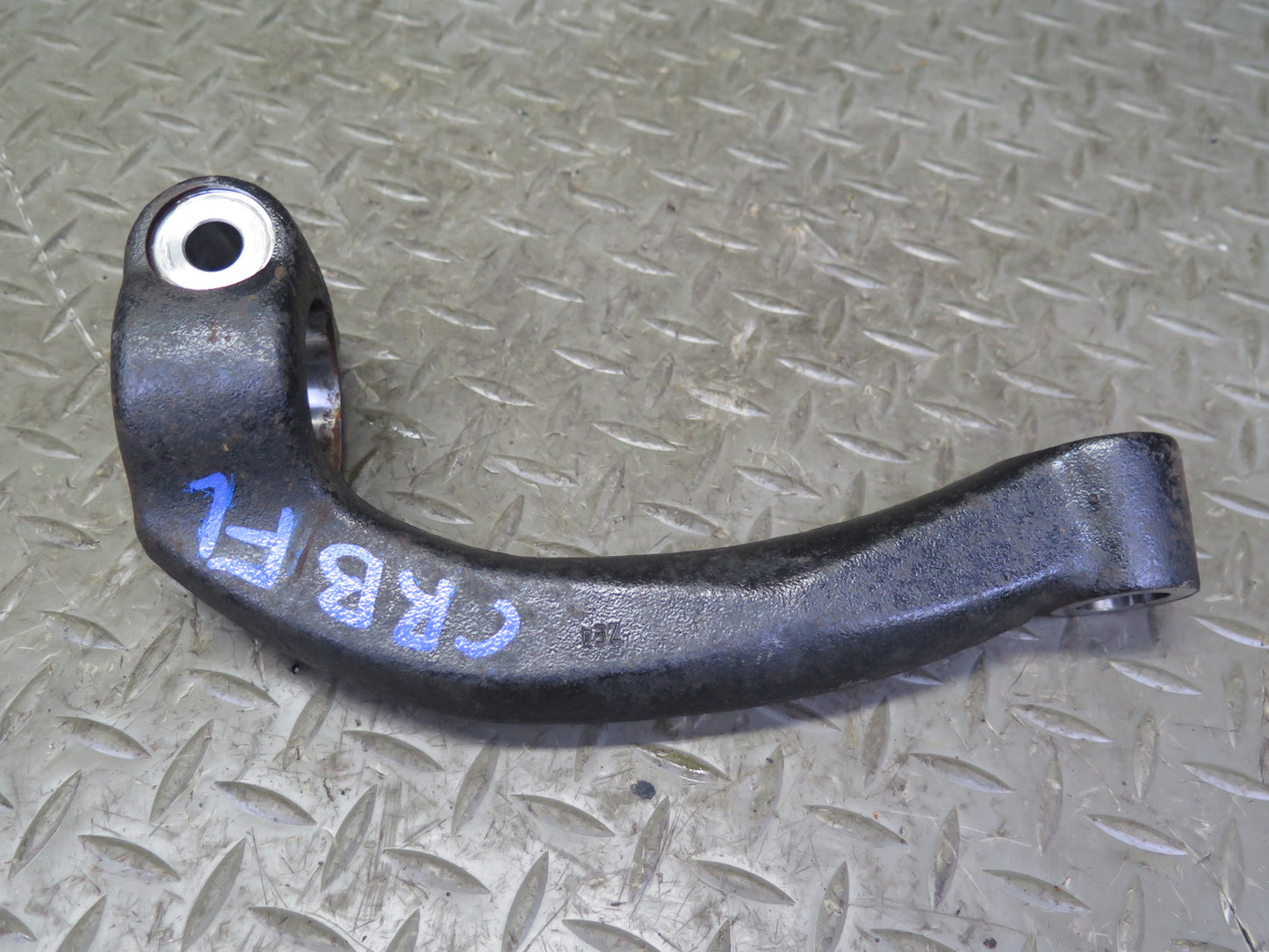 03-06 Chevrolet SSR Set of 2 Front Left Suspension Yoke & Lower Control Arm OEM