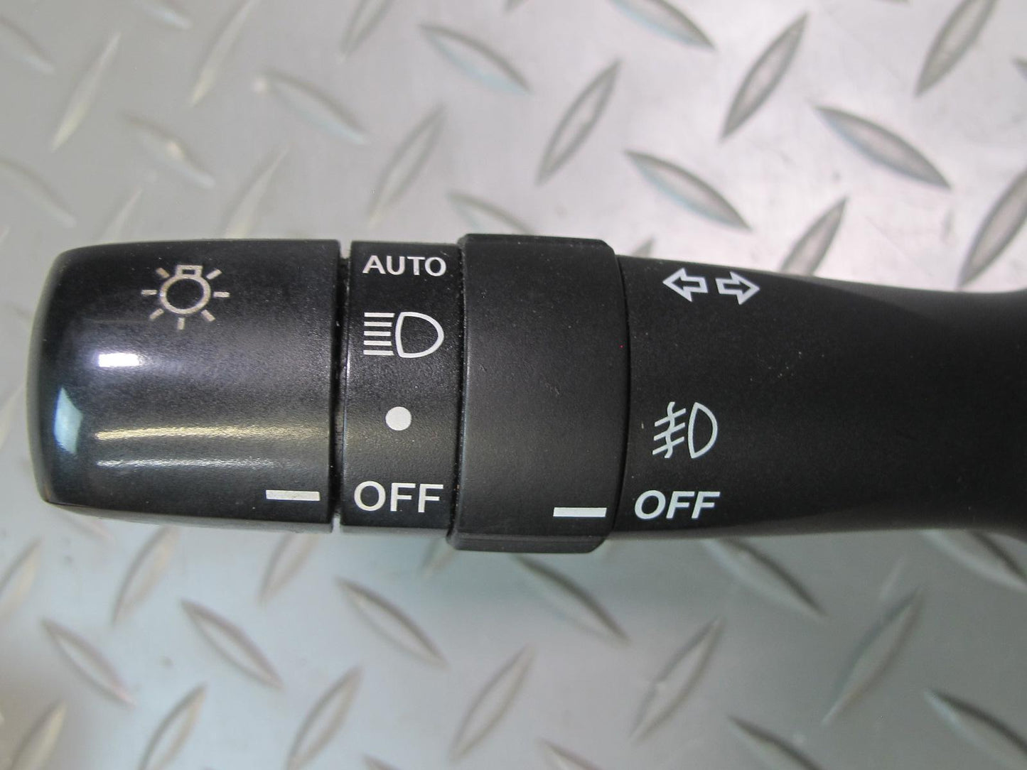 08-14 Lexus IS250 350 Is-f Sedan Steering Column Headlight Turn Wiper Switch OEM