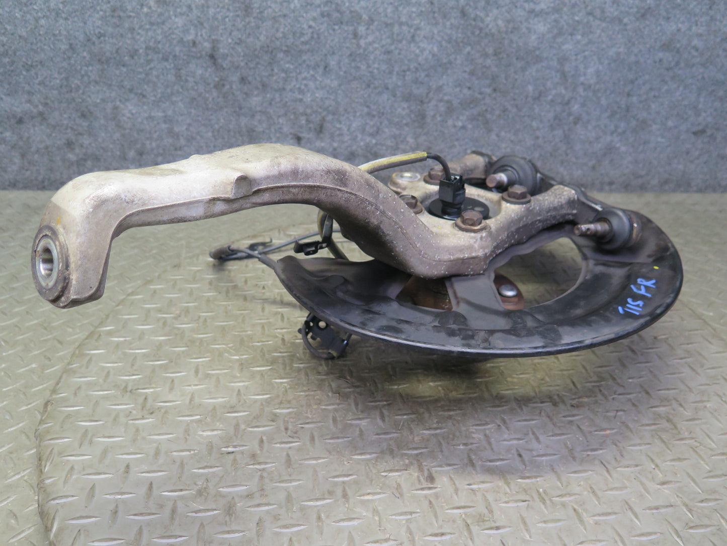 08-14 Lexus USE20L Is-f RWD Front Right Spindle Knuckle Wheel Hub Bearing OEM