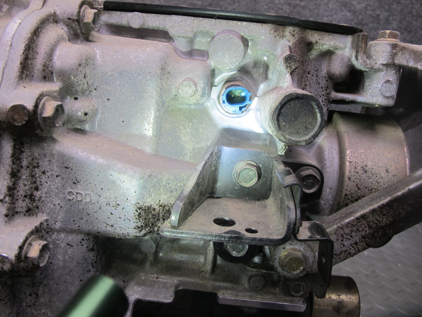 2004 Nissan Z33 350Z FS6R31A M/T Manual Transmission w Gear Shifter 68k Miles