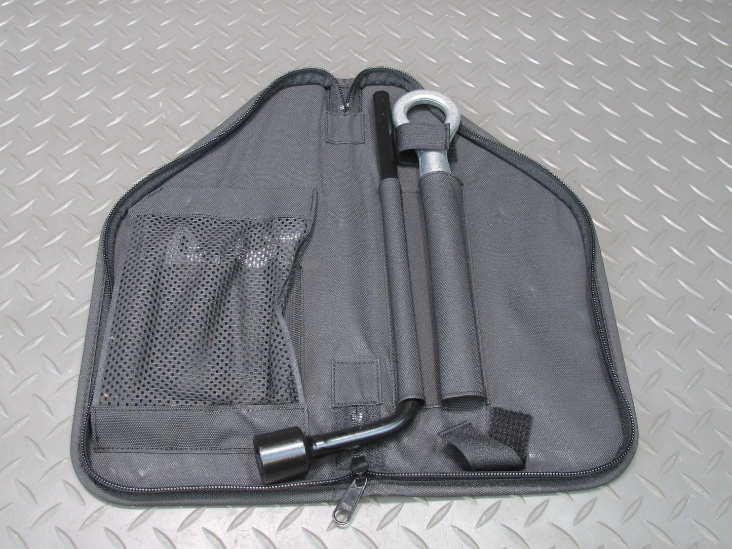 08-14 Lexus USE20L Is-f Spare Tire Tool KIT w Case OEM