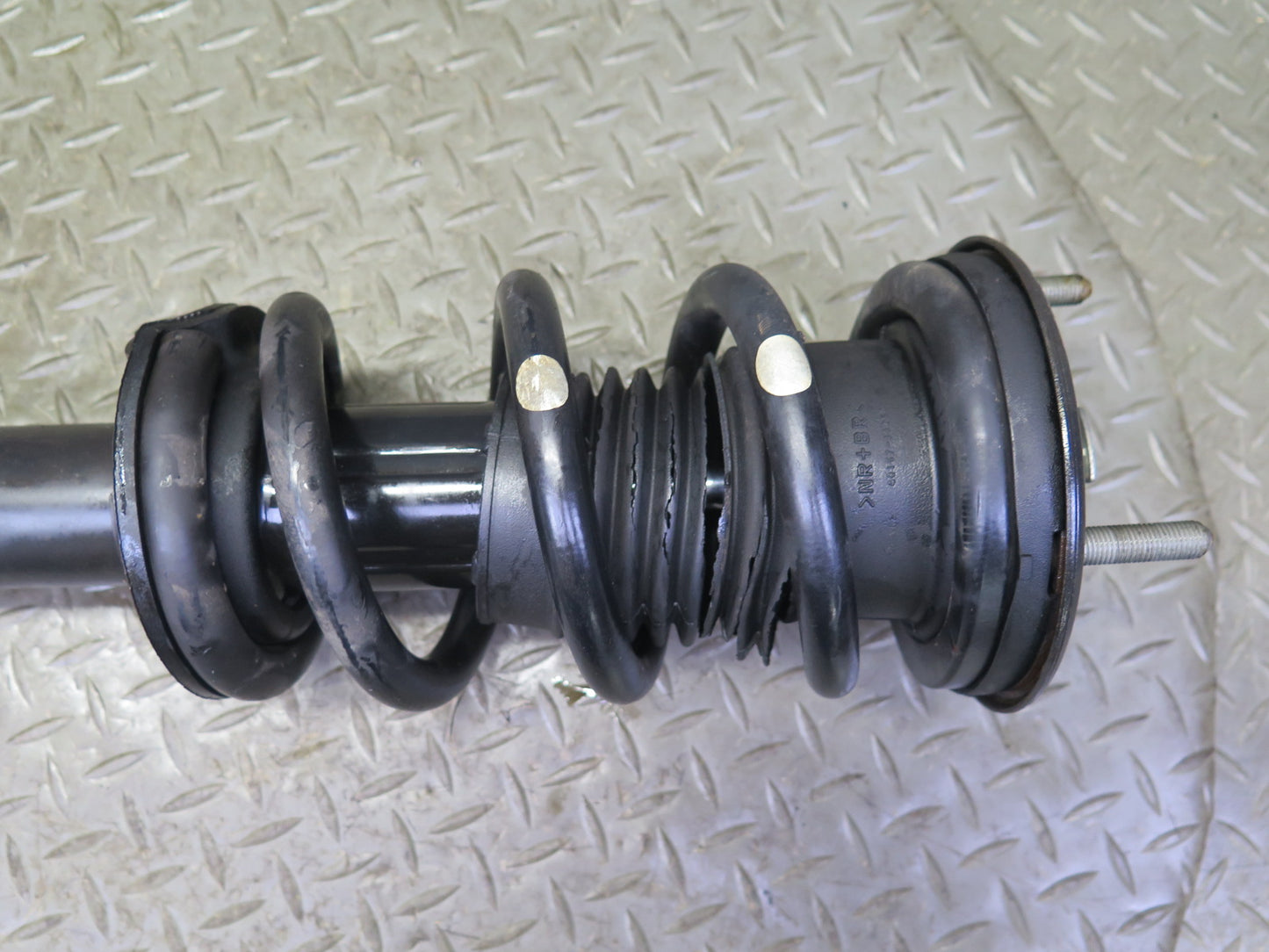 08-10 Lexus USE20L Is-f RWD Set of 2 Front Right & Left Strut Shock Absorber OEM