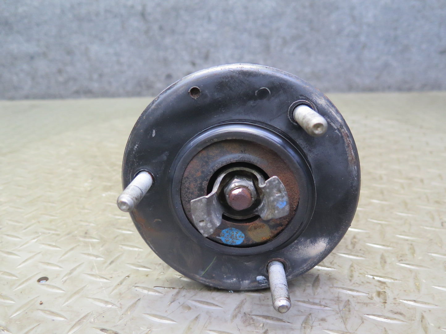 08-10 Lexus USE20L Is-f RWD Set of 2 Front Right & Left Strut Shock Absorber OEM