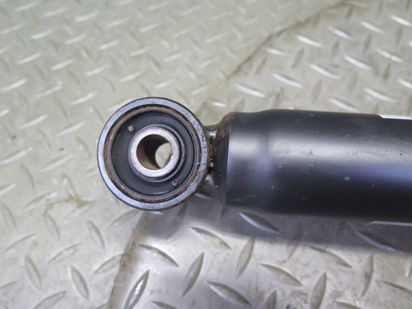 08-10 Lexus USE20L Is-f RWD Set of 2 Front Right & Left Strut Shock Absorber OEM