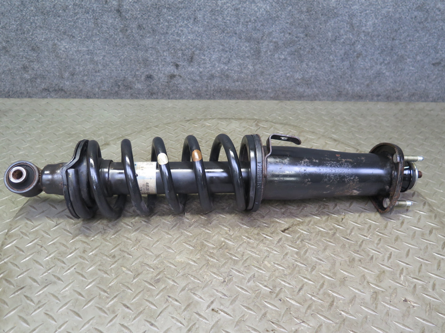 08-10 Lexus USE20L Is-f RWD Set of 2 Rear Left & Right Strut Shock Absorber OEM