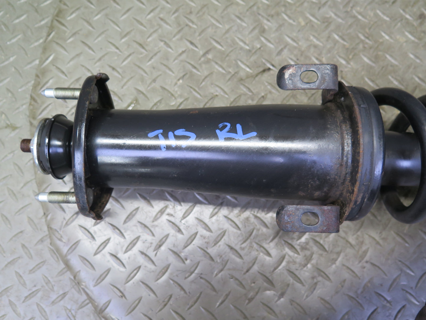 08-10 Lexus USE20L Is-f RWD Set of 2 Rear Left & Right Strut Shock Absorber OEM