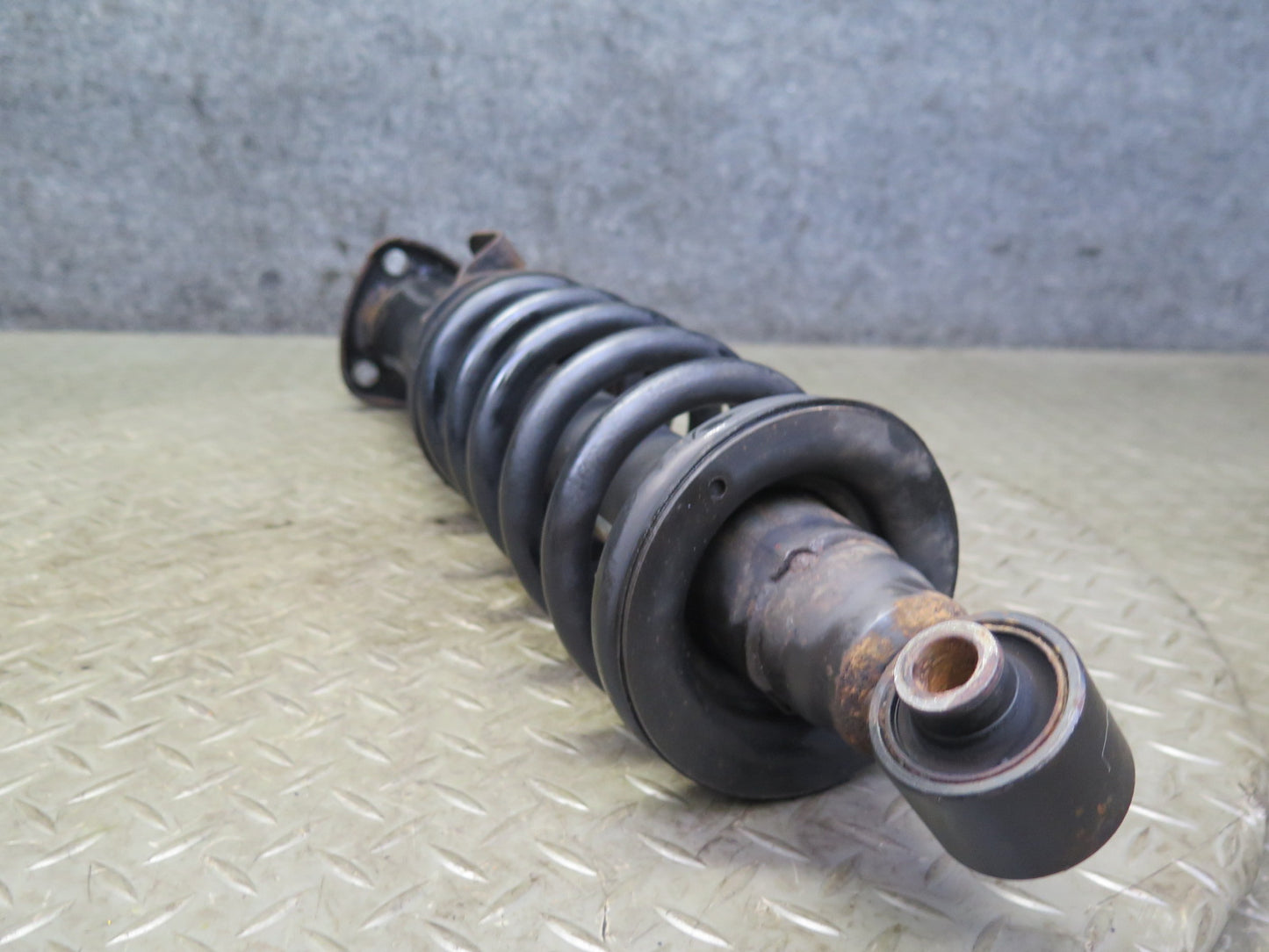 08-10 Lexus USE20L Is-f RWD Set of 2 Rear Left & Right Strut Shock Absorber OEM