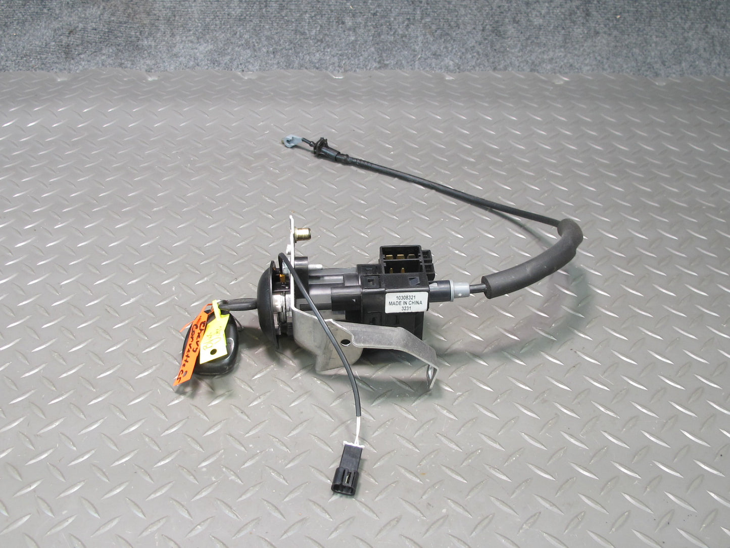 97-04 Chevrolet Corvette C5 Ignition Switch Door Glove Lock Cylinder KEY Set OEM