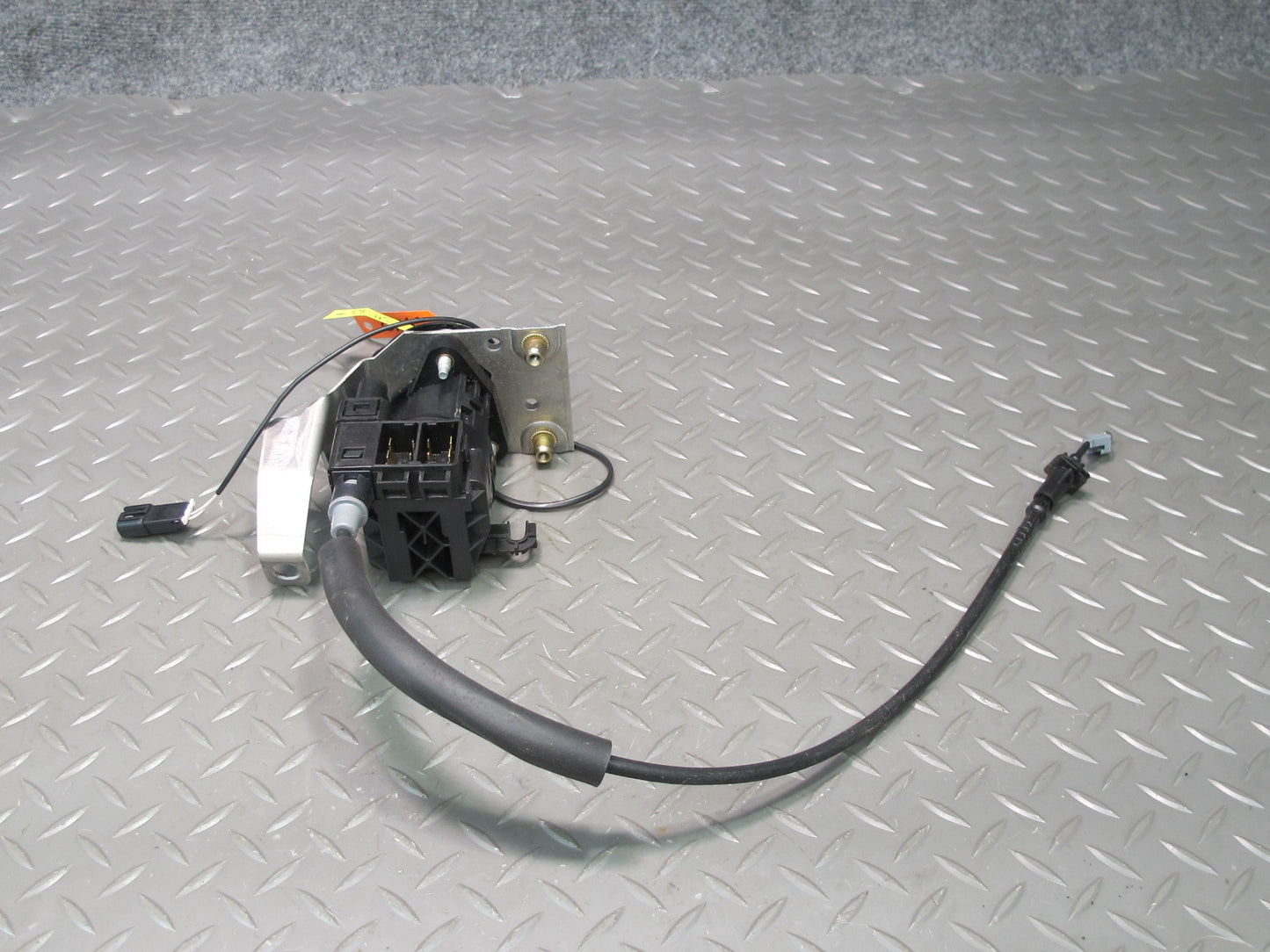 97-04 Chevrolet Corvette C5 Ignition Switch Door Glove Lock Cylinder KEY Set OEM