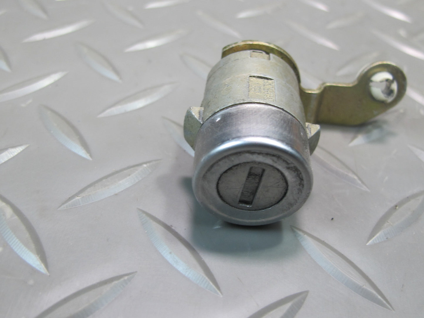 97-04 Chevrolet Corvette C5 Ignition Switch Door Glove Lock Cylinder KEY Set OEM