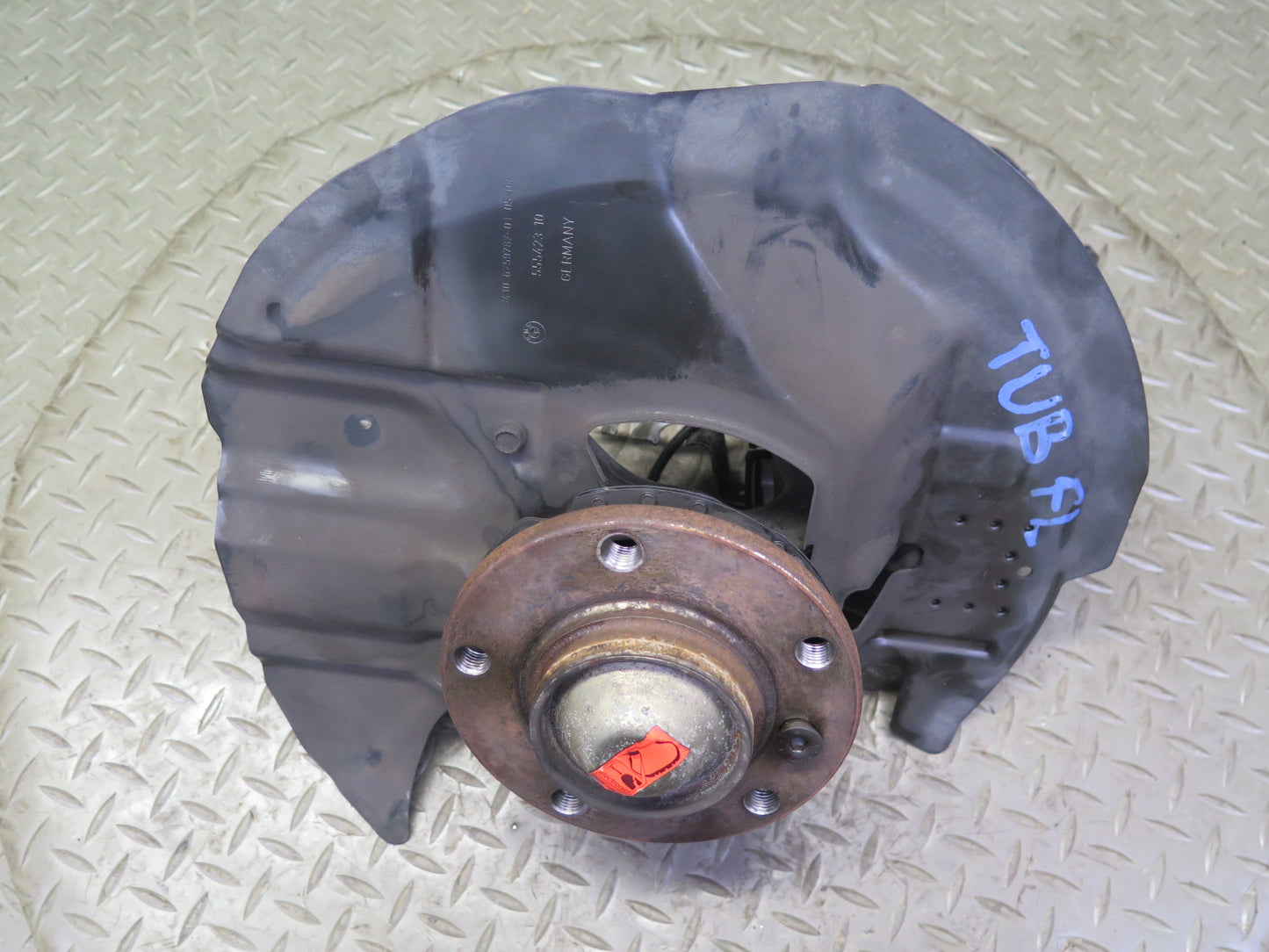 02-06 BMW E46 330i 330ci RWD Front Left Spindle Knuckle Wheel Hub Bearing OEM