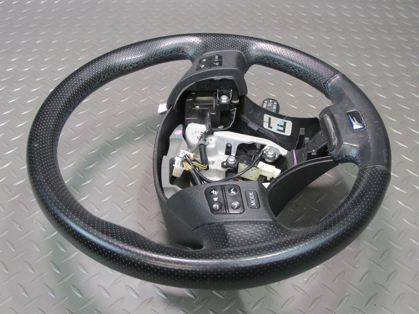 08-09 Lexus USE20L Is-f Leather Multifunctional Steering w Shifters & Cruise OEM