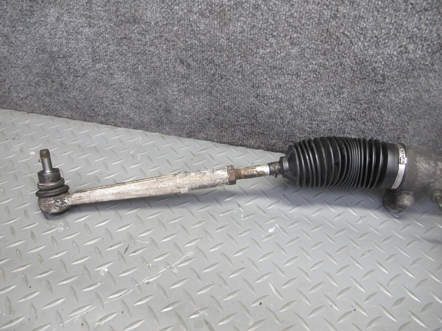 1999-2005 Porsche 911 Carrera 996 Power Steering Rack AND Pinion Gear Assy 97K