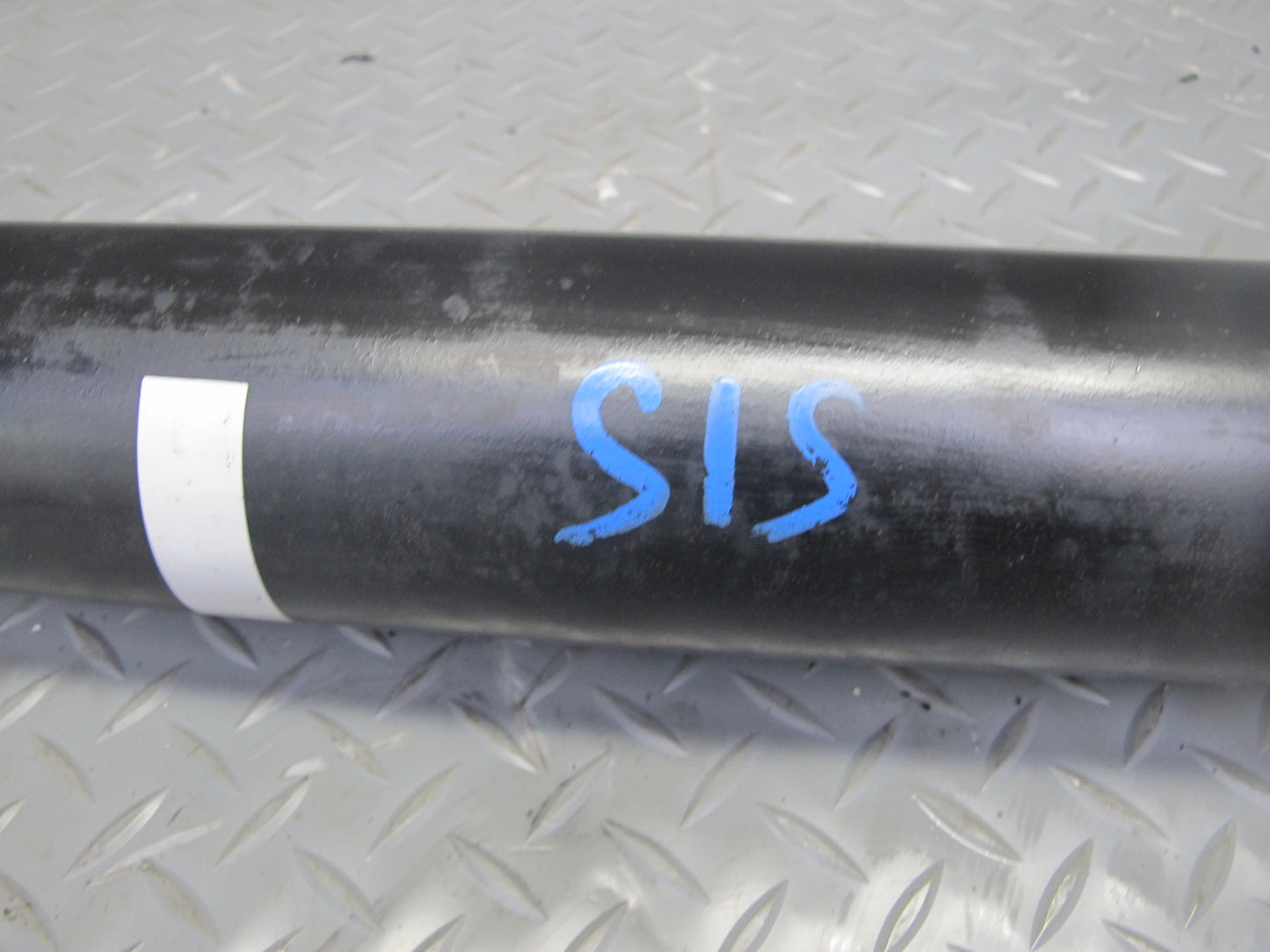 01-05 Lexus JCE10L IS300 Sedan A/T Rear Drive Shaft Driveshaft OEM