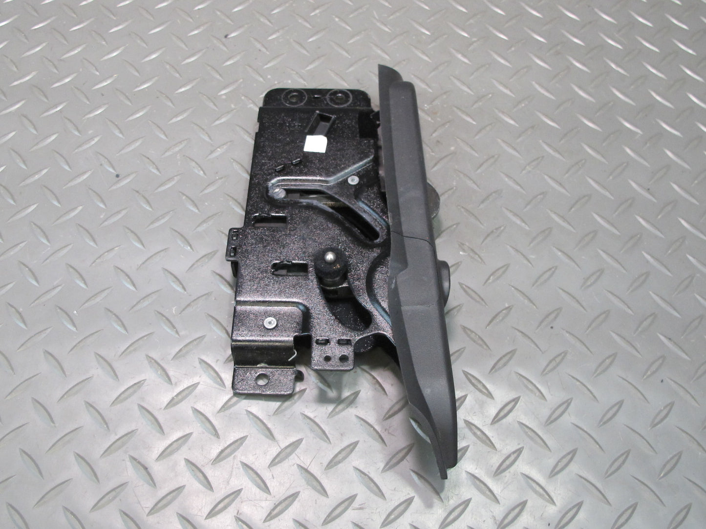 03-06 Chevrolet SSR Front Right Roof Lock Latch OEM