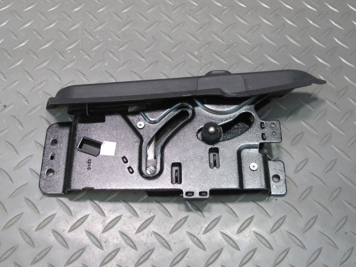 03-06 Chevrolet SSR Front Right Roof Lock Latch OEM