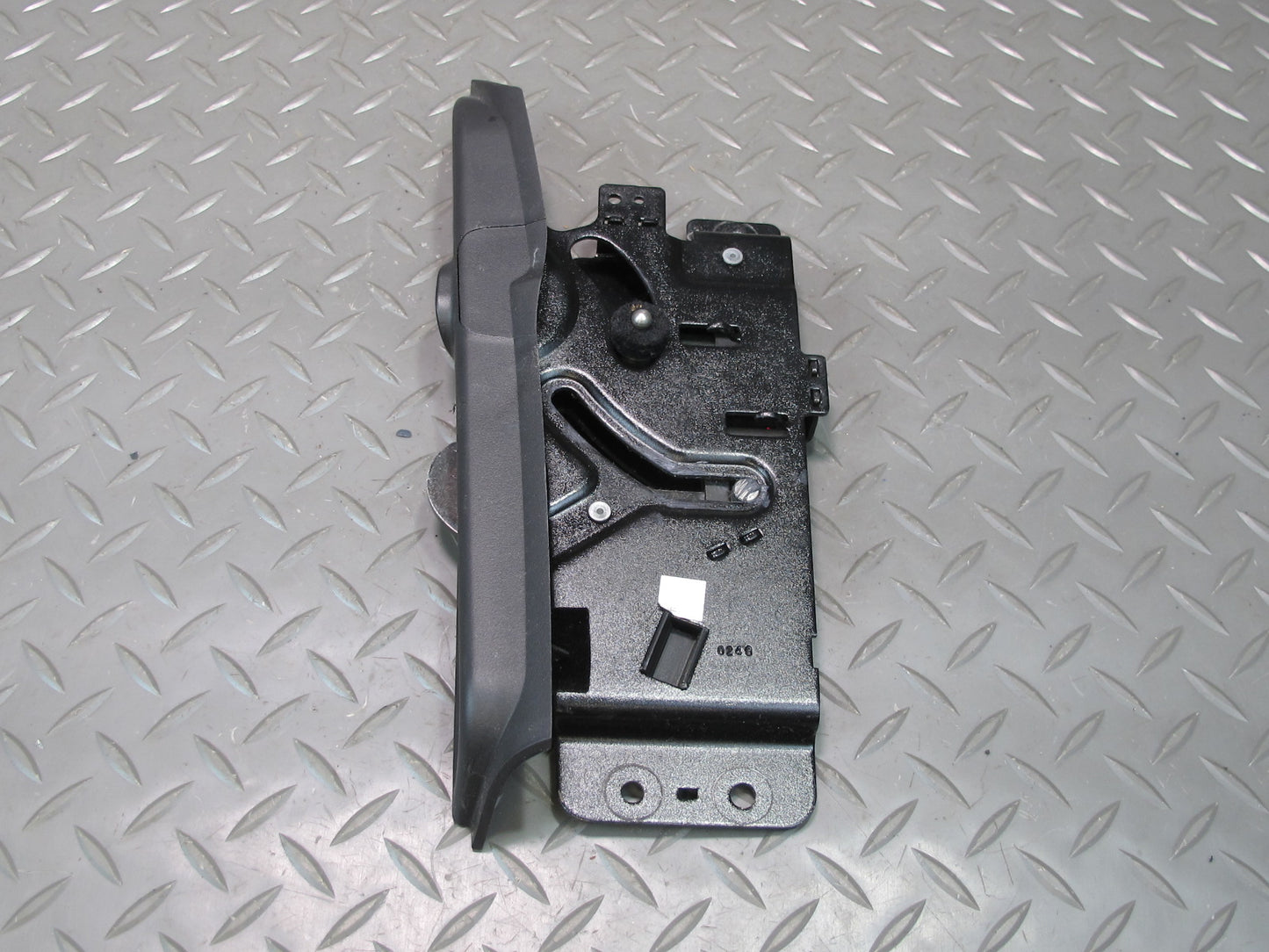 03-06 Chevrolet SSR Front Right Roof Lock Latch OEM