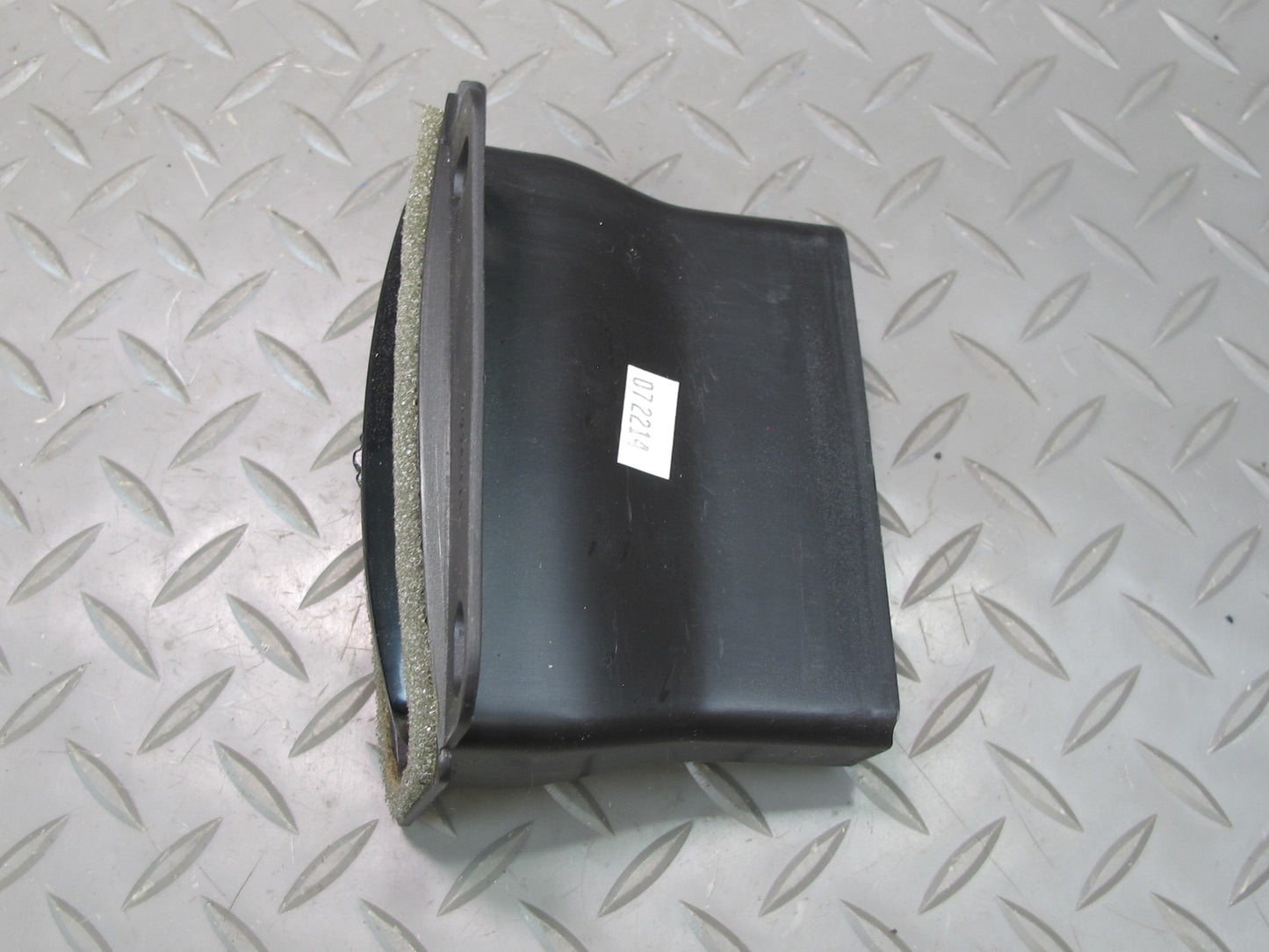 03-06 Chevrolet SSR Dash Dashboard Center Right Air Vent Grille OEM