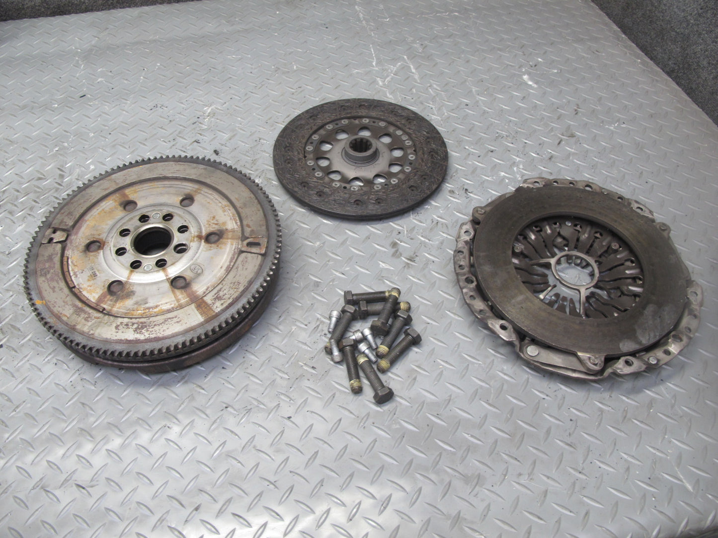 01-03 BMW E46 330Ci S5D 320Z Manual Transmission Driveshaft Clutch Swap KIT 77K